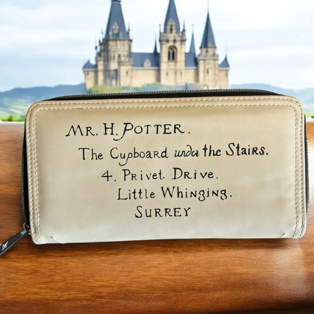 Hogwarts Pre Loved Women's Wallet